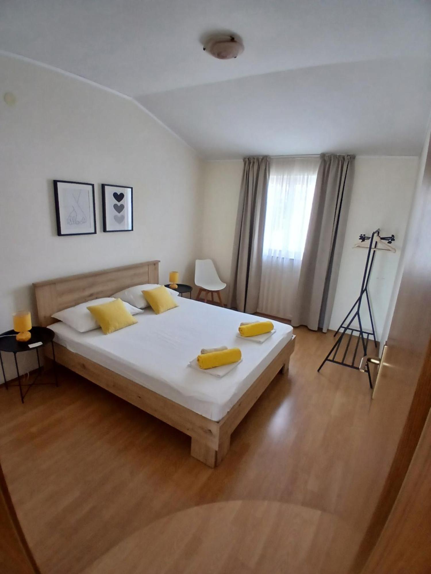 Apartmani Fani 2 Min Walking From Sea Orebic Ngoại thất bức ảnh